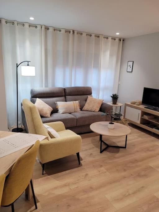 Apartamento Azabache Zaragoza Bagian luar foto