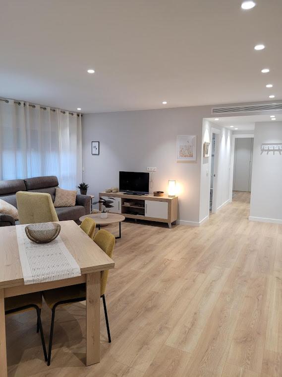 Apartamento Azabache Zaragoza Bagian luar foto